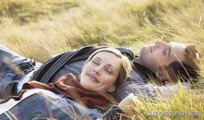 冬天总是喜欢对我们冻手冻脚,冬天喜欢对人冻手冻脚