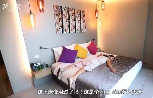 这对网红花22万当了三天迪拜富豪，而我连个儿童手表也买不起