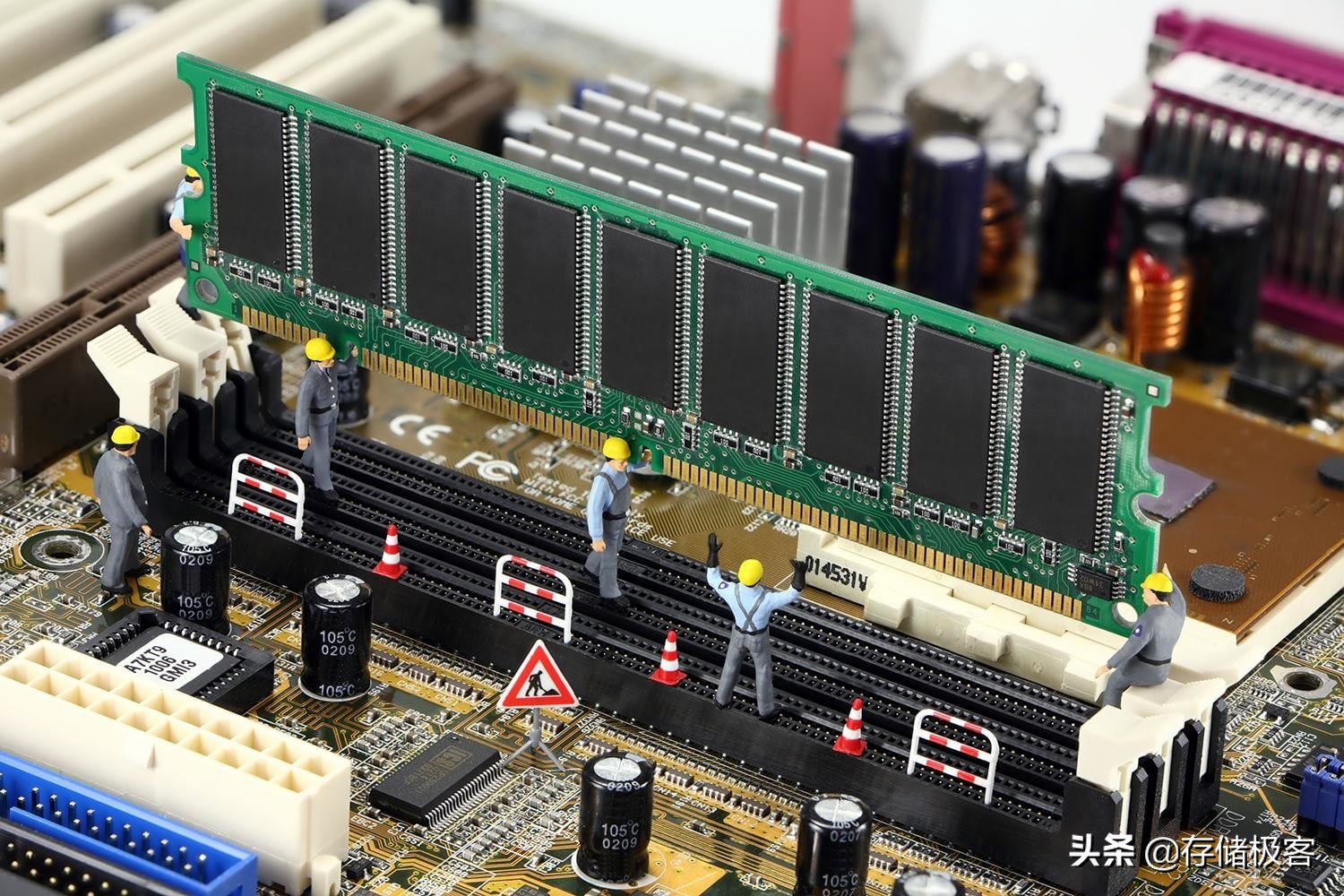 电脑进不了系统重装系统也不行,电脑出现问题为啥不建议重装系统