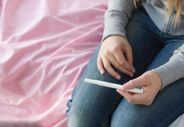 老是觉得自己怀孕了就是测不出来,总觉得自己好像怀孕了但是测没有