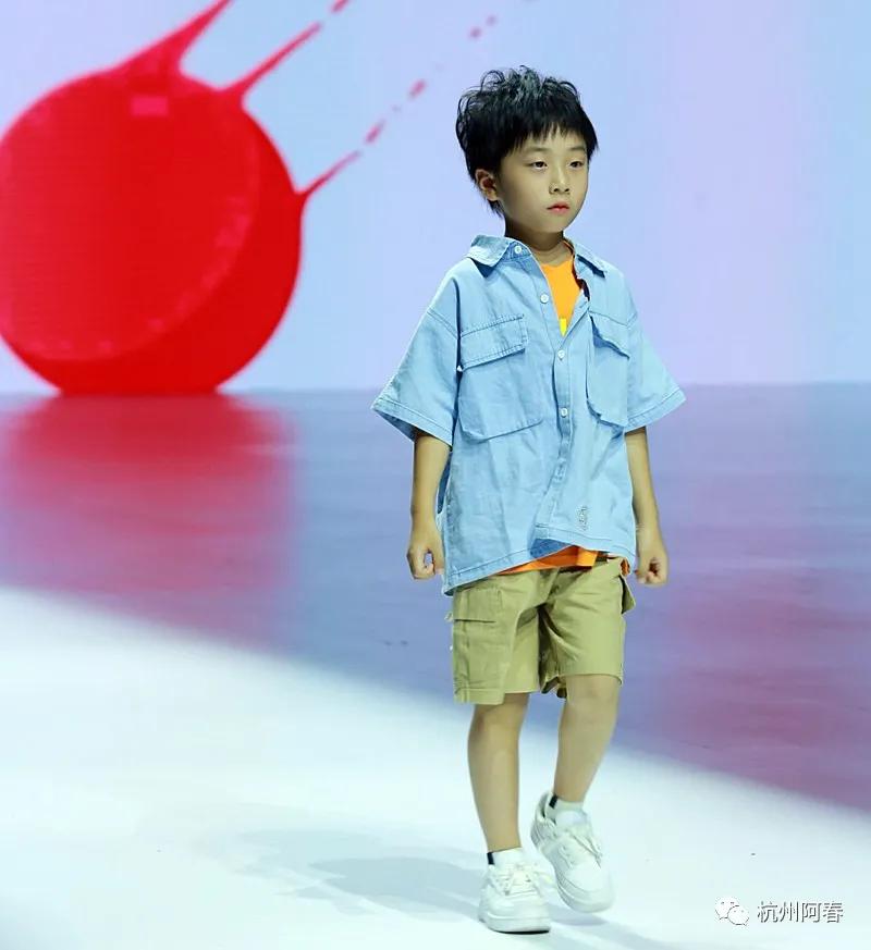 国际时尚周巴黎,时装周秀场