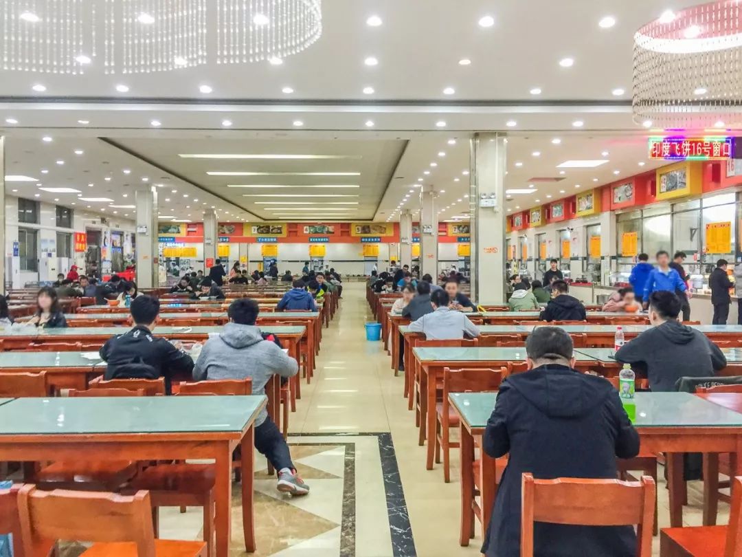 终于来了！武大超全吃货攻略，带你吃遍武汉大学