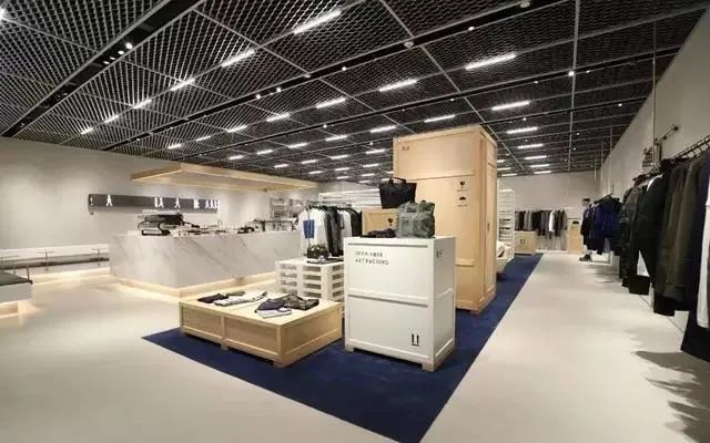 地素razzle深圳男装,地素时尚入股运动潮牌