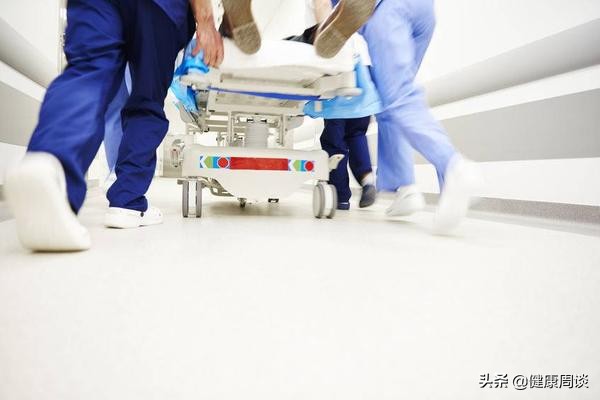 怕破坏处女膜，医生拒绝做妇科手术，这层膜真这么重要？