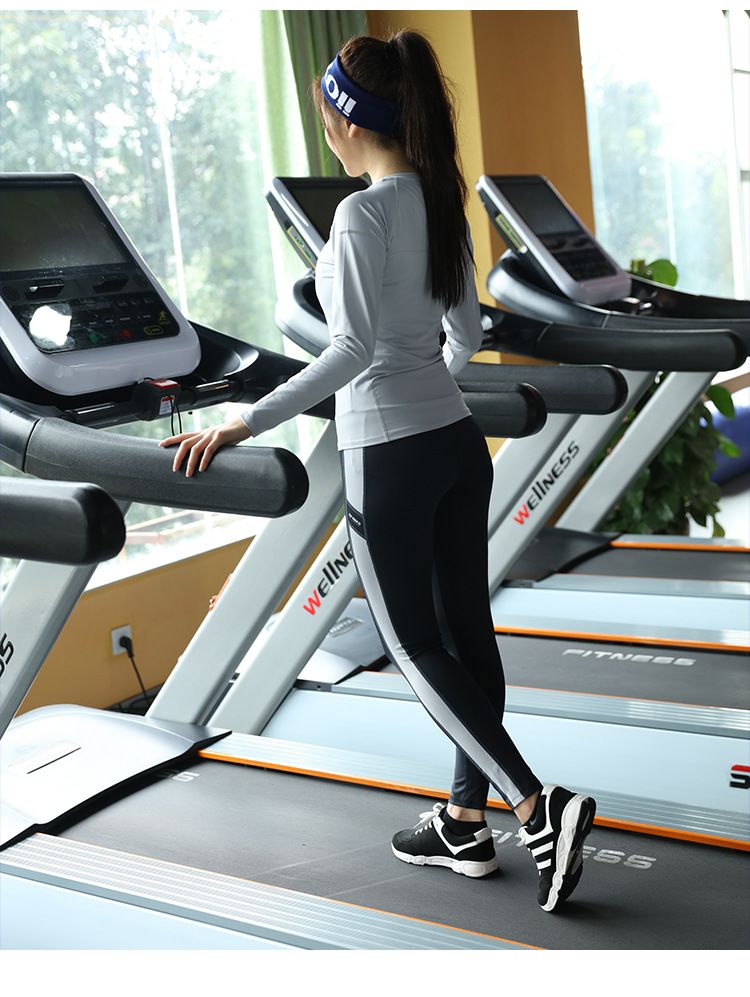 使用跑步机安全注意事项,正确使用跑步机不伤腰