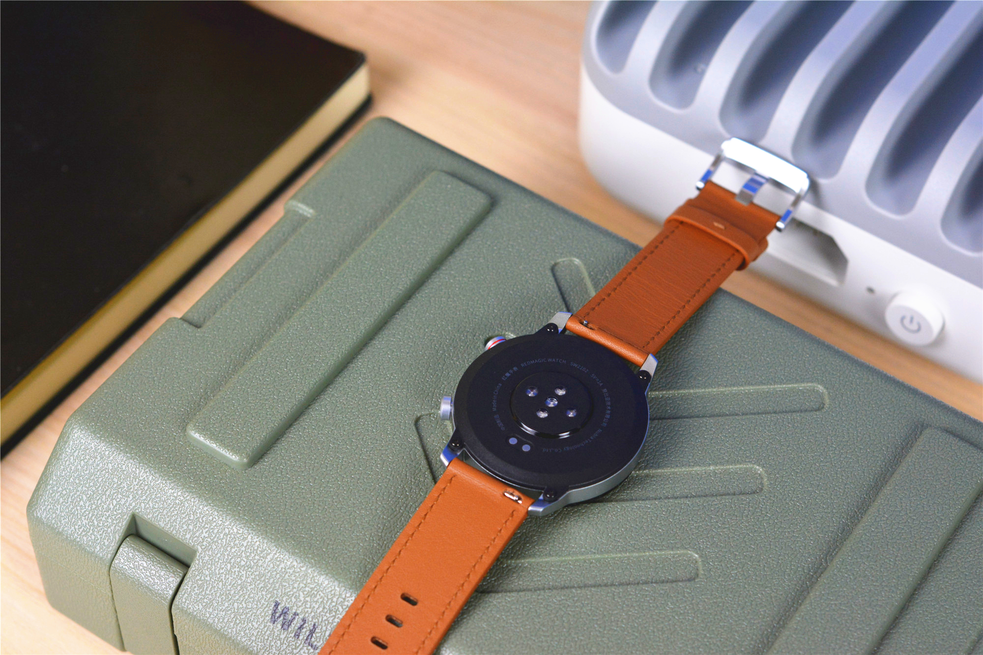 红魔智能手表最新款,红魔手表活力版和普通版对比