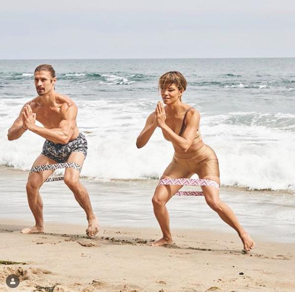 哈莉贝瑞最新写真,哈莉贝瑞任邦女郎