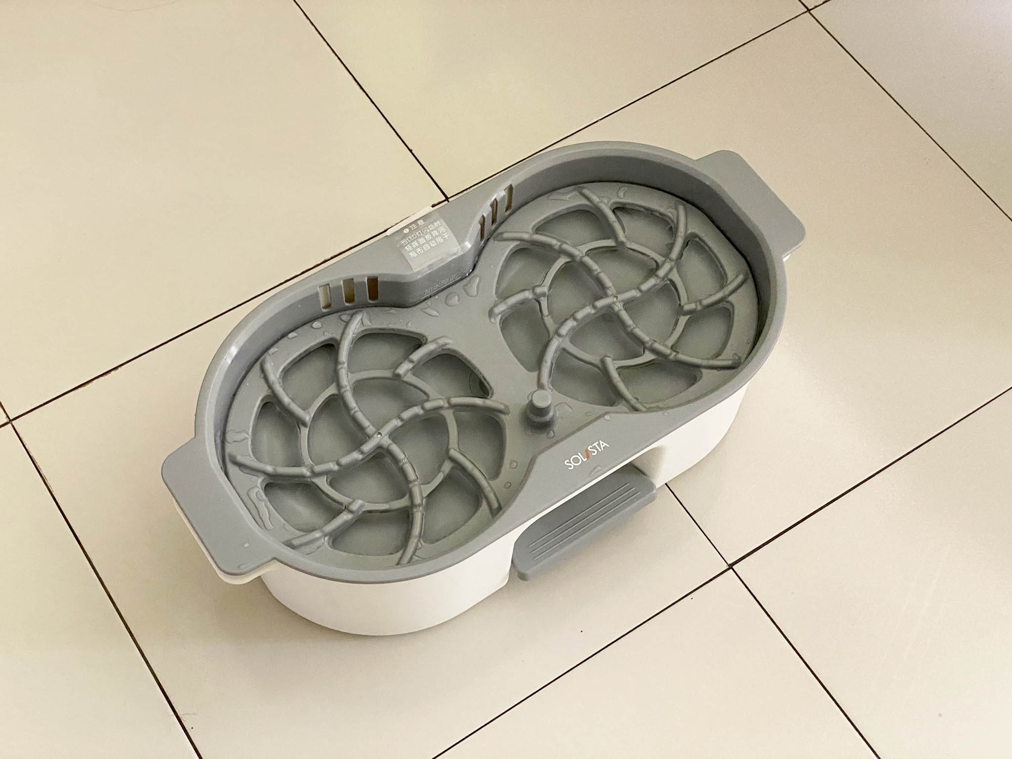 拖地再也不腰酸背痛,拖地干净不留痕迹轻松不累