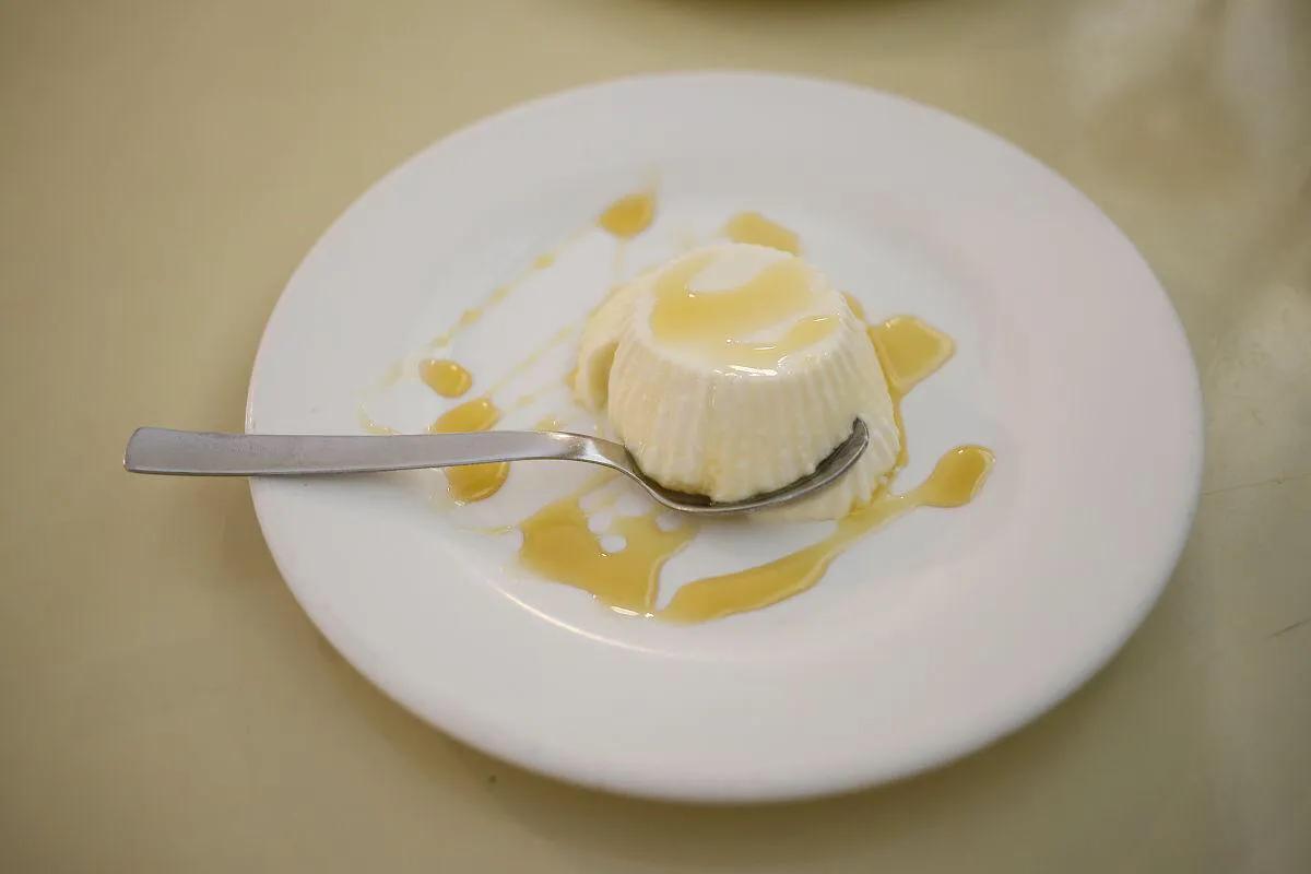 如何缓解早孕吐反应,孕吐反应早