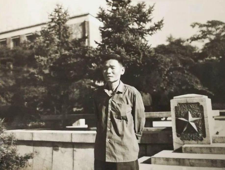 北京时间手表,北京昌平手表厂最早品牌表