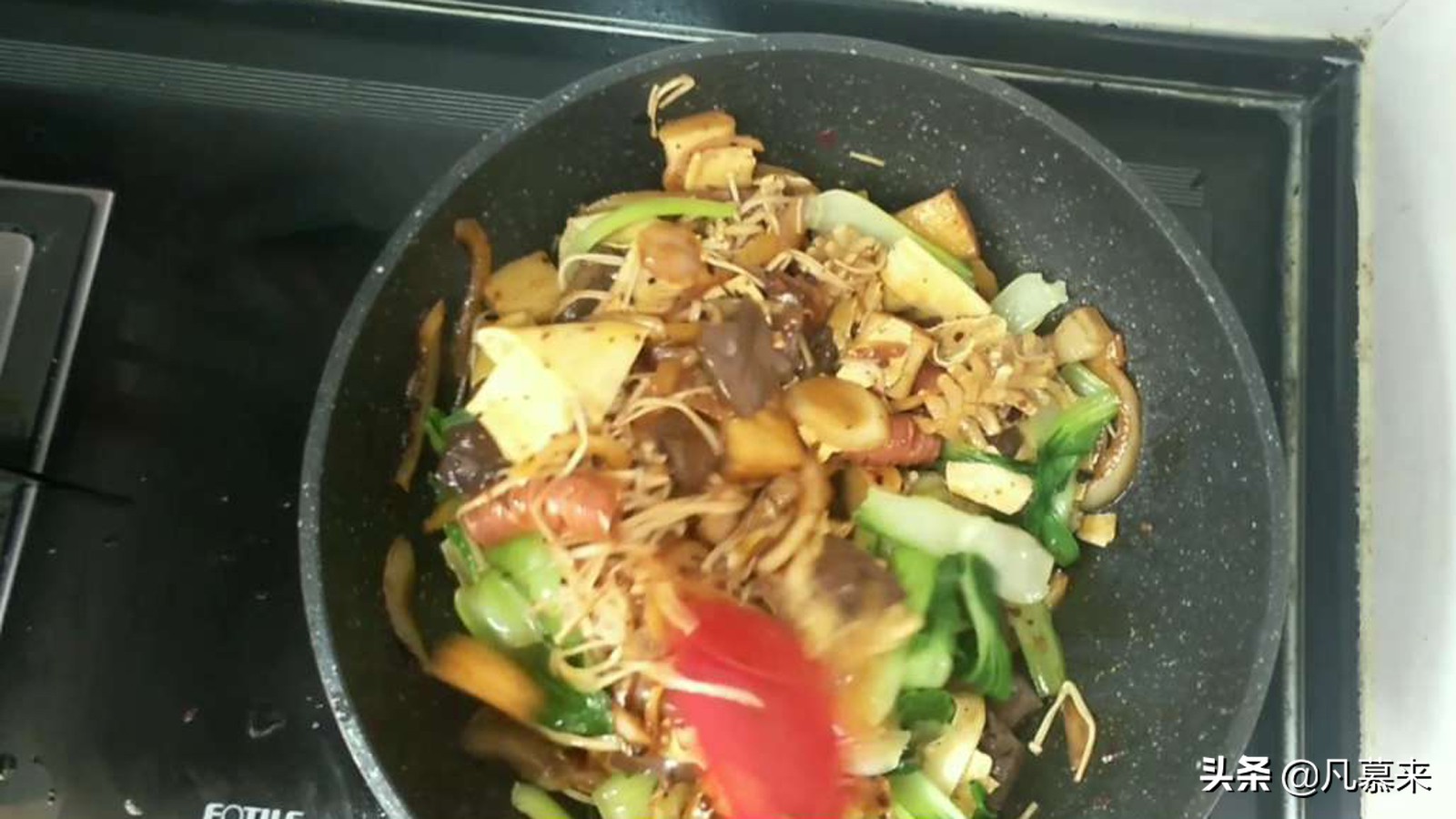 外卖麻辣香锅的正宗做法和配料,简易商用麻辣香锅做法