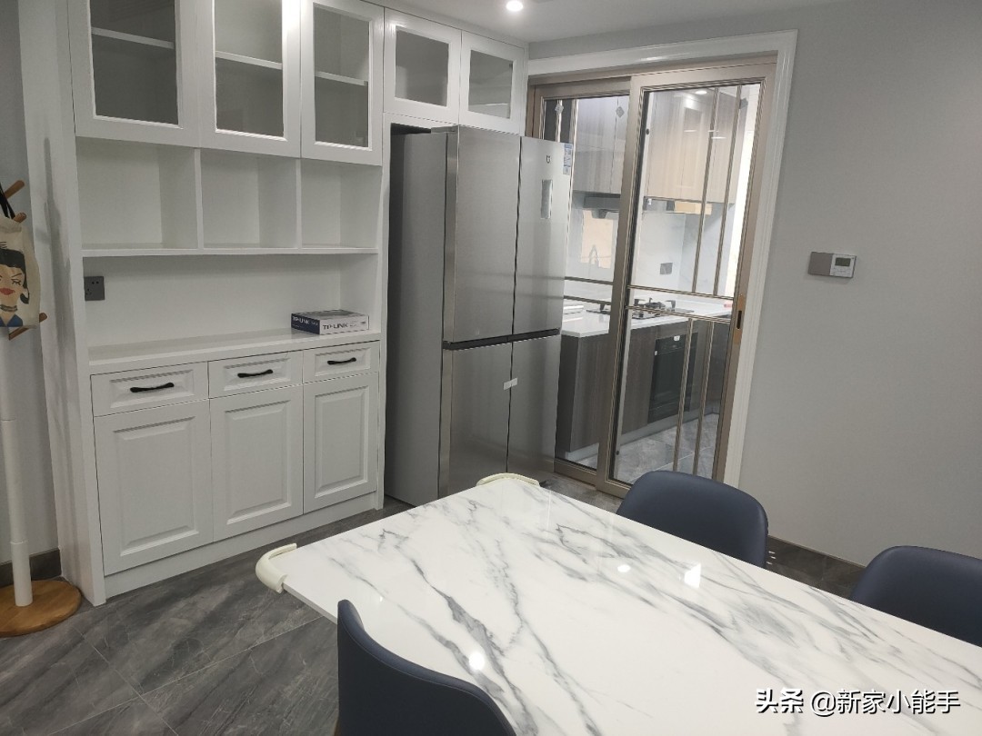 全屋乳胶漆刷什么颜色高级感满满,翻新墙面乳胶漆推荐