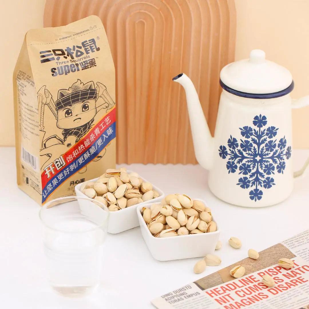 狂砍SKU后回归坚果，进军4万优质分销门店，三只松鼠要干票大的