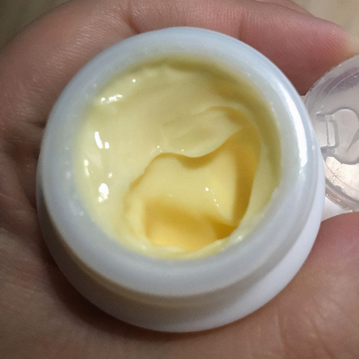 国货护肤品老牌正品第一名精华液,被低估的老牌国货护肤品