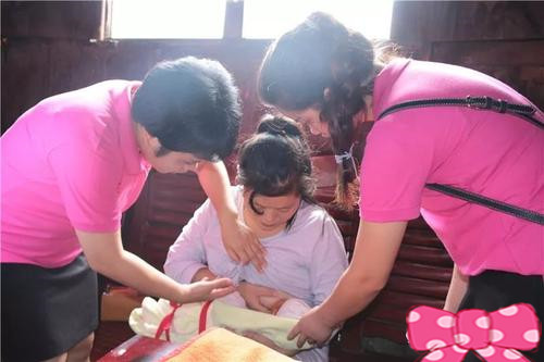 月子里饿了不吃会落下病根儿吗,坐月子吃什么比较好恢复