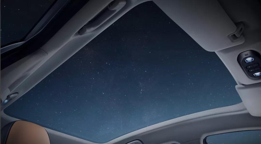 一万块钱买的玻璃,买一块玻璃