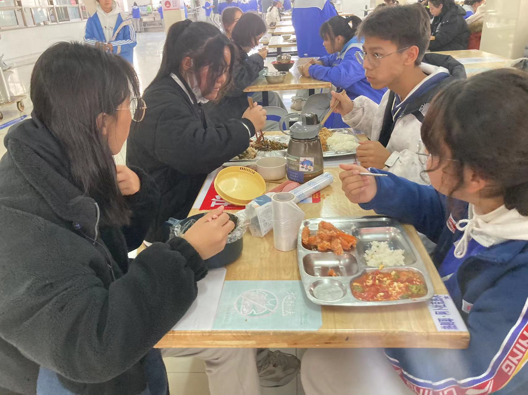 开学第80天：英语朗读批阅赏足球联赛负轻伤