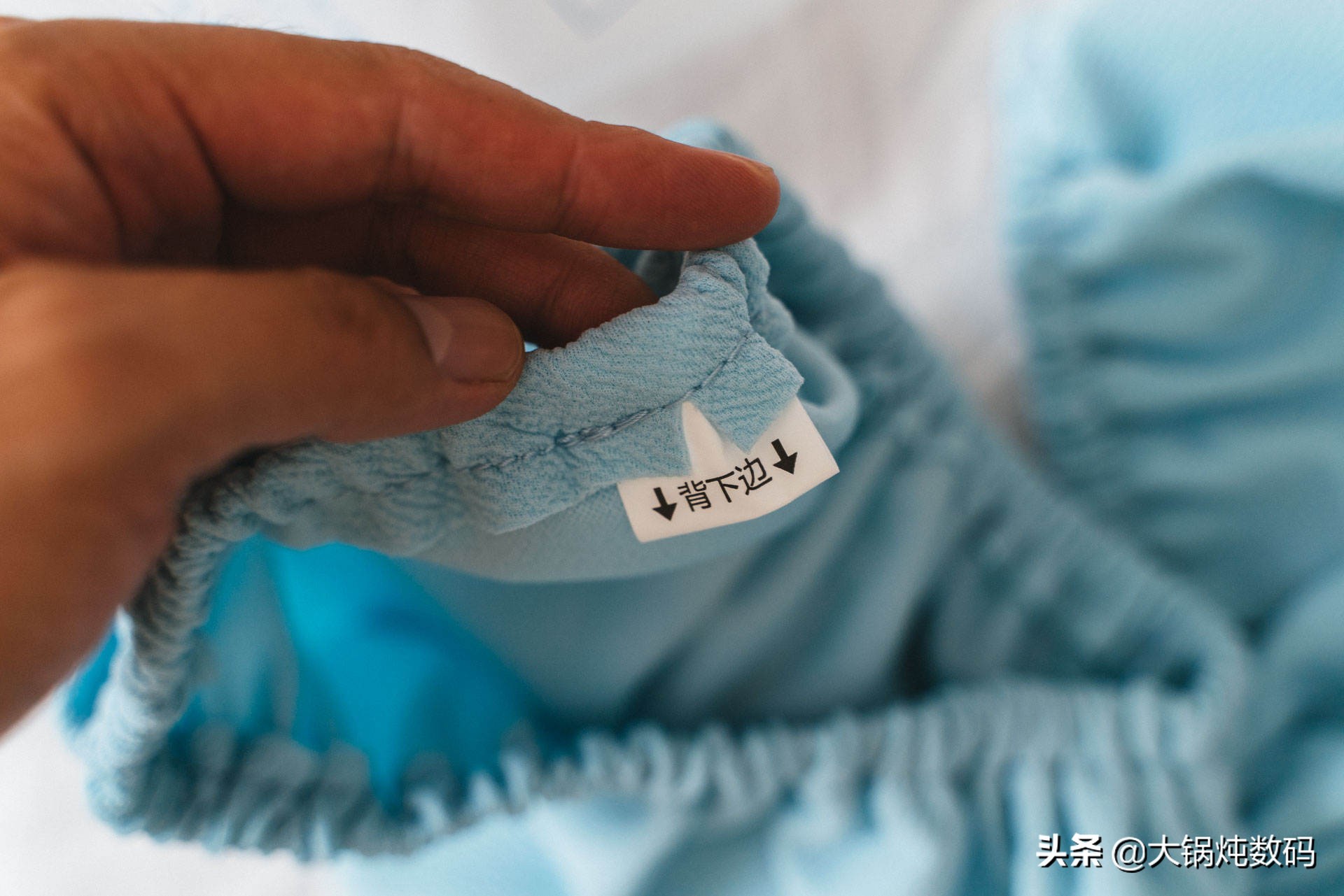 黑白调儿童学习桌星空款,儿童学习桌到底是不是智商税