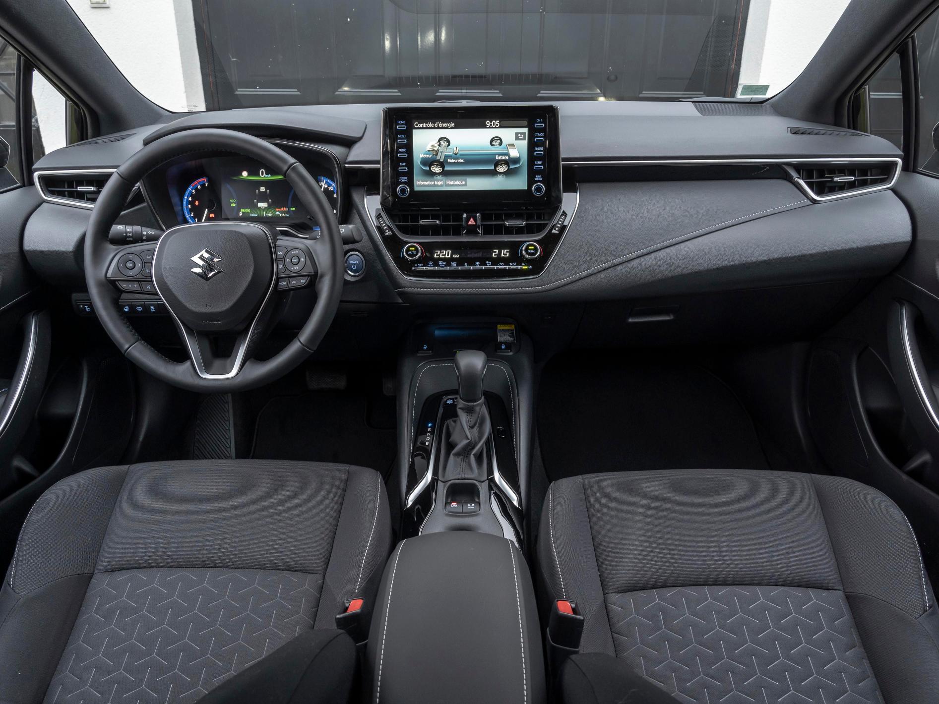 铃木维特拉后排座椅放倒能睡人不,铃木维特拉后排放倒睡觉怎么操作