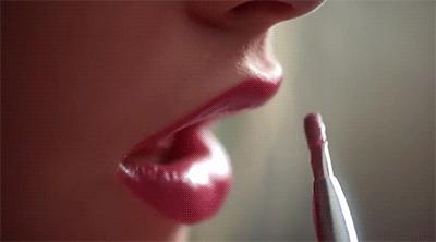 日本毒舌杂志LDK测评曼秀雷敦润唇膏，这几款“荣获”差评