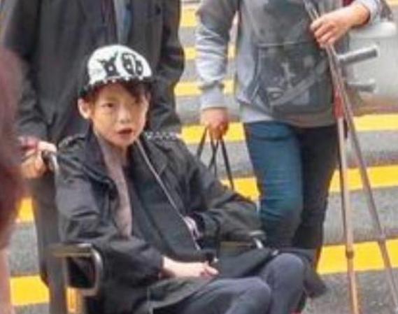 她曾嫁百亿豪门，因吃*肥药减**患病瘫痪被抛弃？如今变成“外星人”