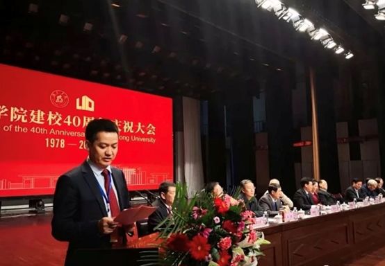 借两万元创业年收入500万大结局,借50万发家