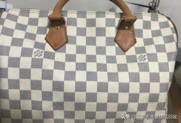 lv包包怎么辨别真假的最好方法,lv包包鉴定真假方法大全