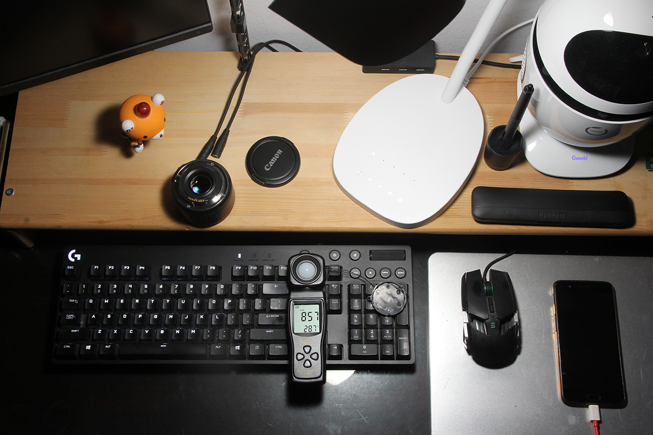 led护眼小台灯书桌学习,巴斯夫小太阳