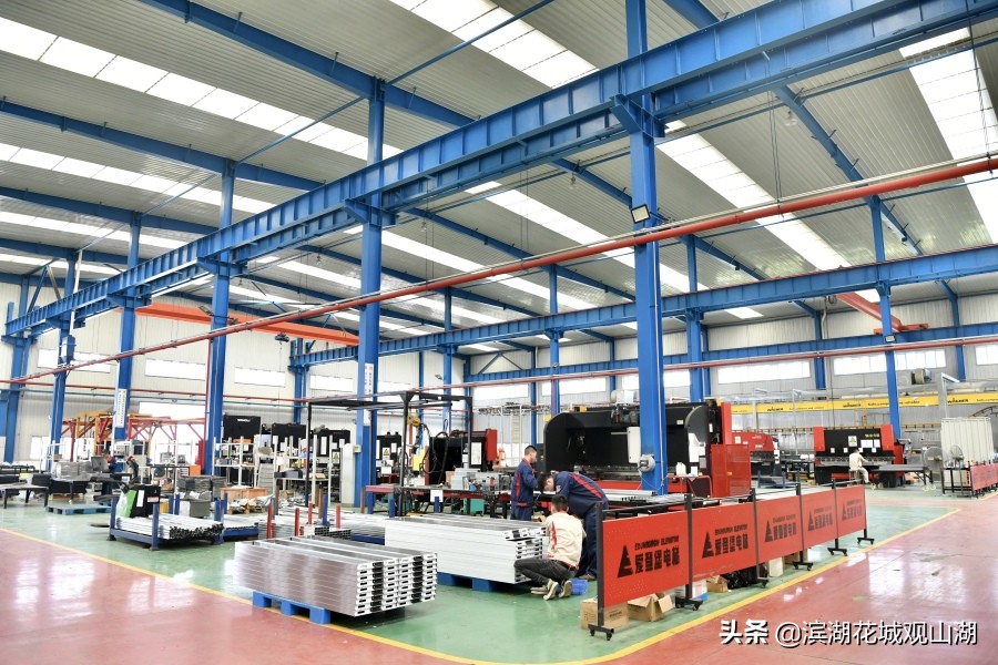 沿着高速看发展贵阳,沿着滇越铁路看发展