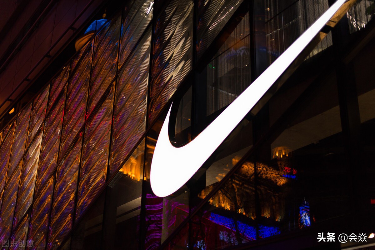 耐克上线新鞋秒抢光,耐克潮鞋1元抢