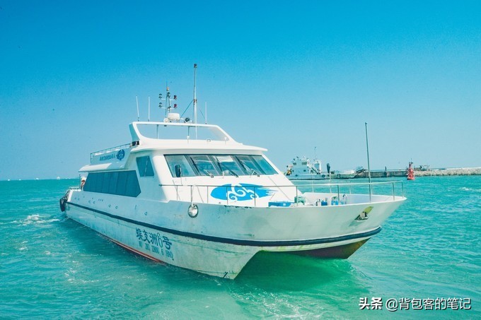 进出景区排队3个小时,岛上物价高上天,这的游客还是多的挤破头