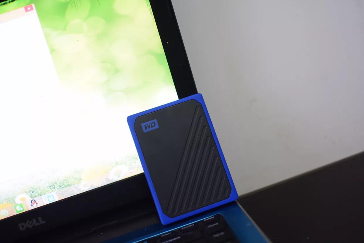 西部数据mypassportssd速度,西部数据mypassport是固态硬盘吗