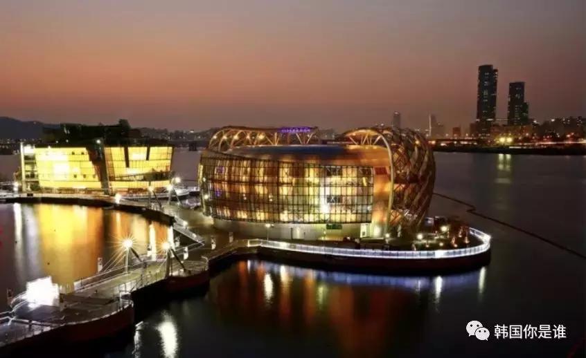 路人看到韩国明星,韩国街上能看到韩国明星吗