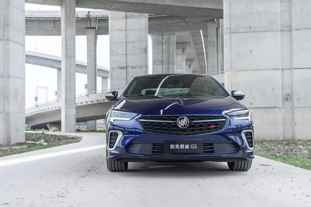 2021款别克君威gs精英版试驾视频,2016君威gs纵情顶配版试驾