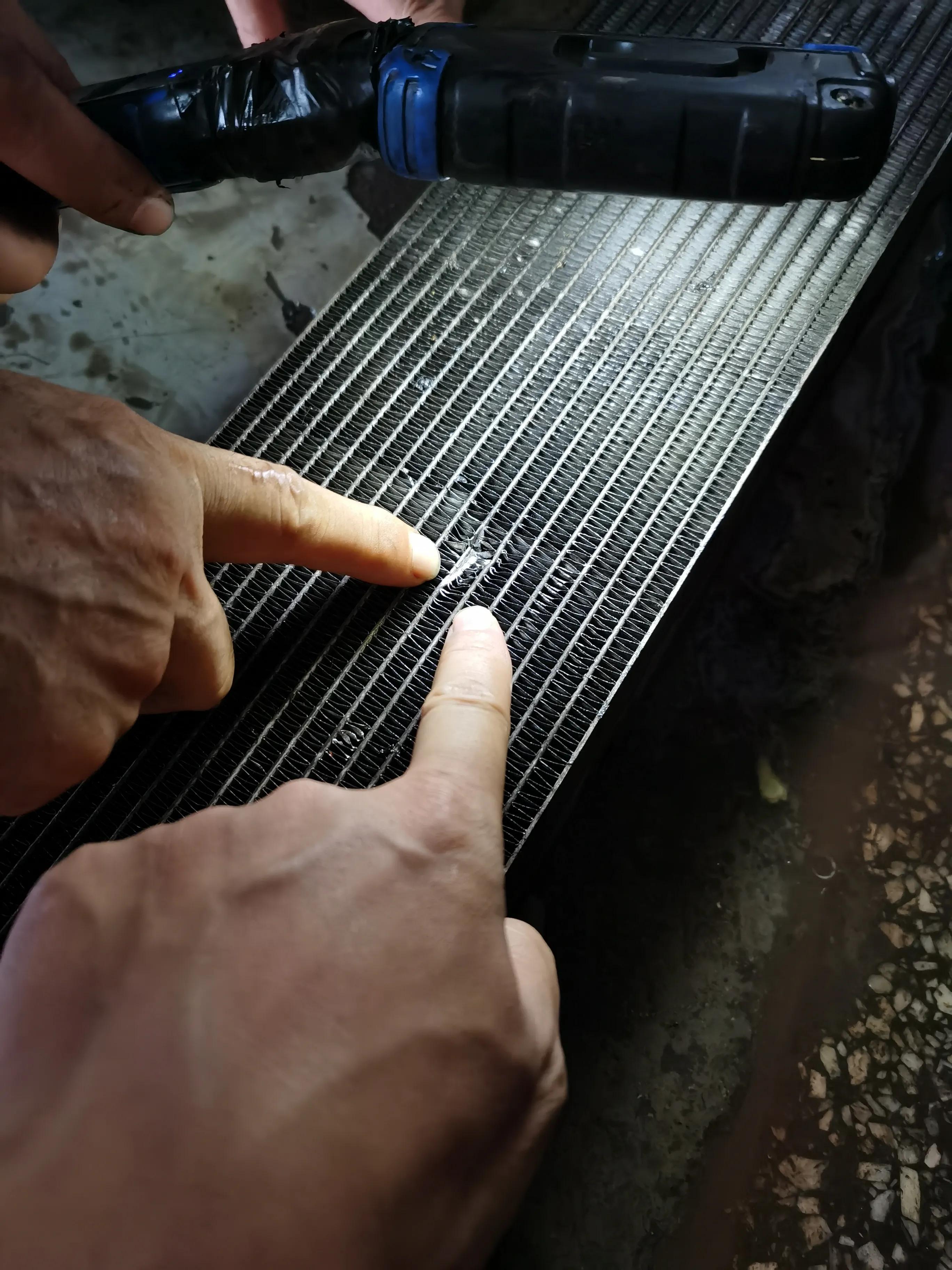 爱车上面被石子崩了一个坑怎么办,爱车被小石子弄掉漆了怎么办