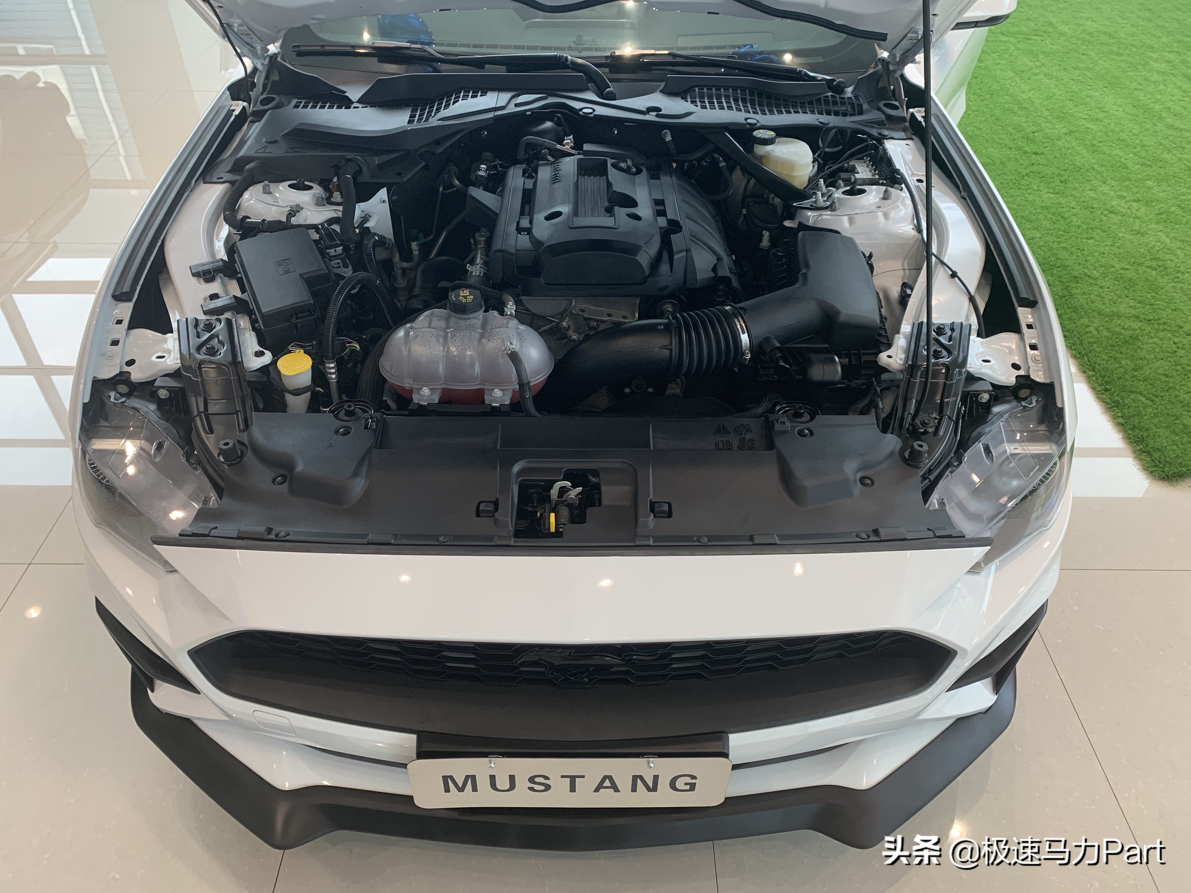 2019野马2.3t暗夜骑士评测,19款2.3t野马百公里加速实测