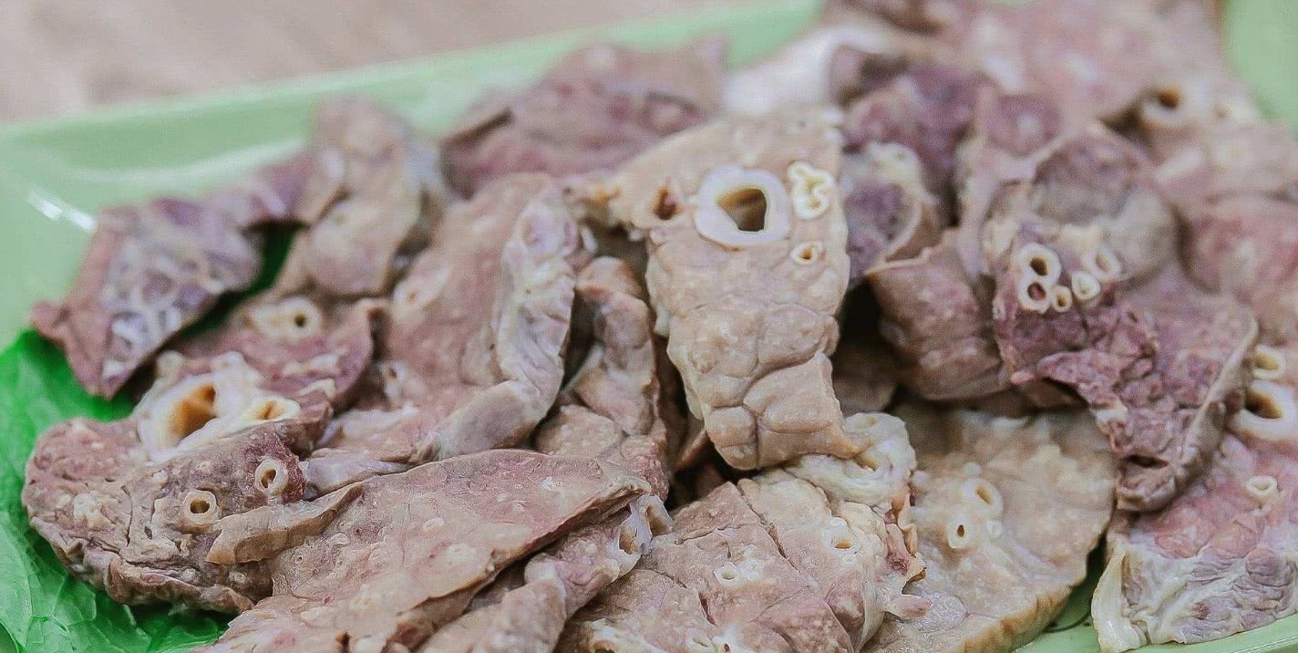 大猪身上哪个地方的肉有毒不能吃,猪身上这3块肉千万别吃危害太大