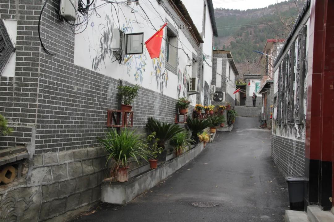 济南市灵山风景区,济南古香古色的景区