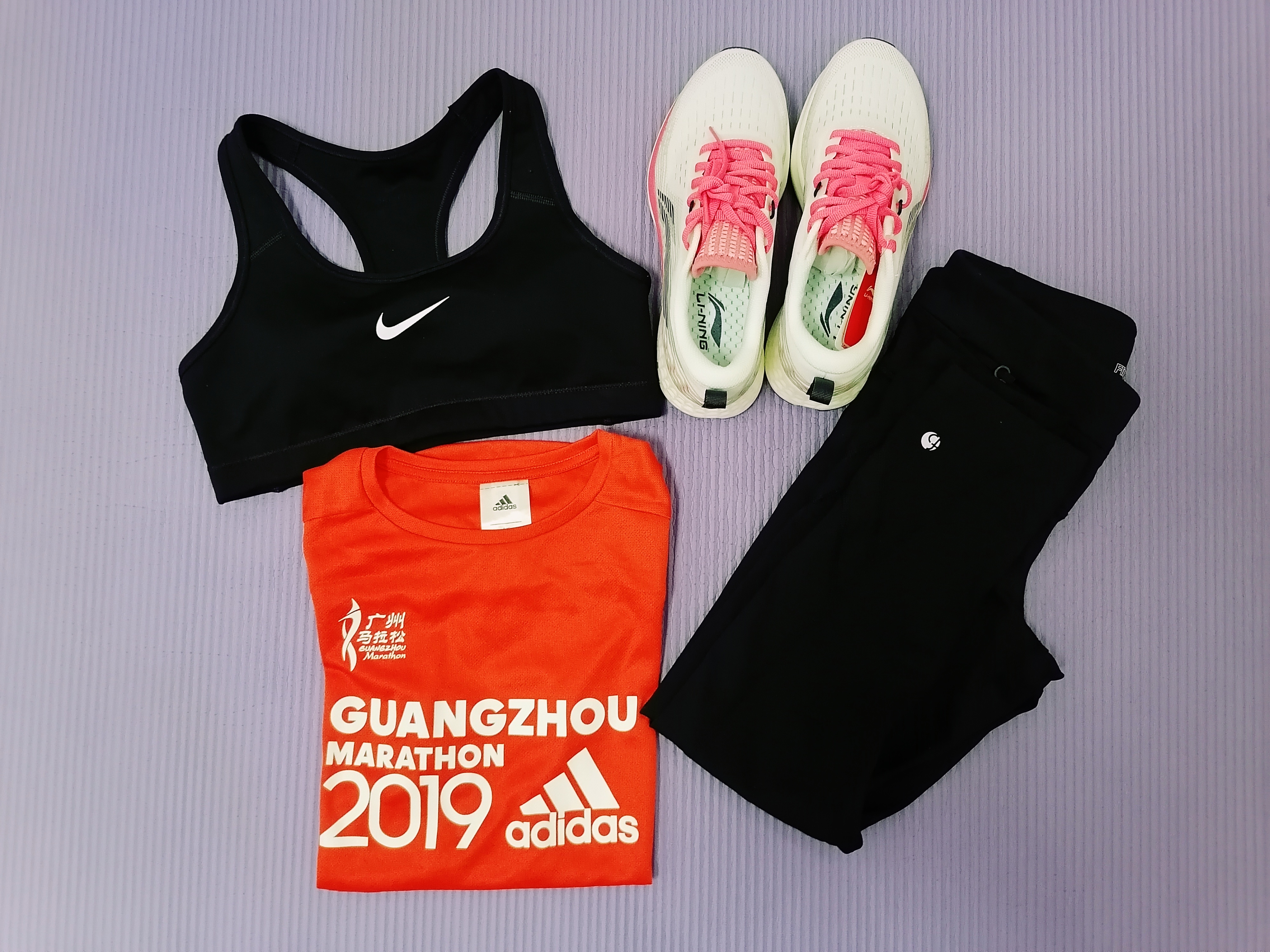 跑步适合穿的休闲长裤,跑步就穿平常的衣服裤子可以吗