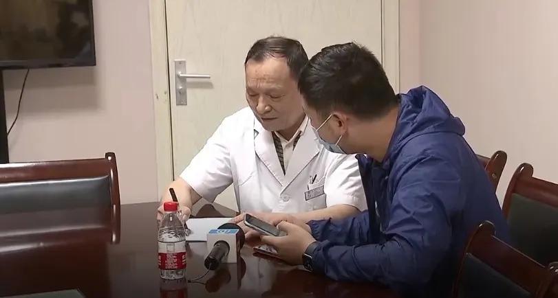 天价医药费，因“难言之隐”求医，沪上这家医院收费是公立医院的68倍