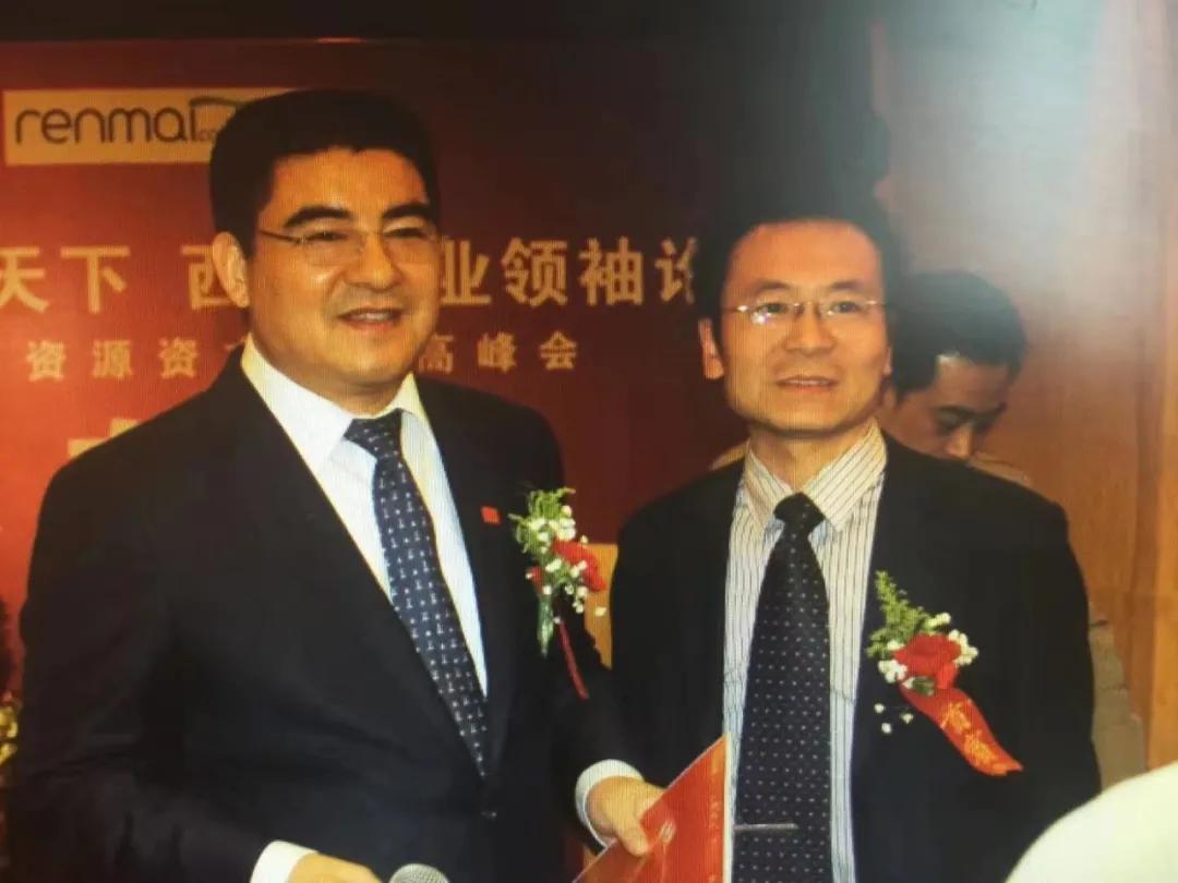 长成的华山.托就的佛