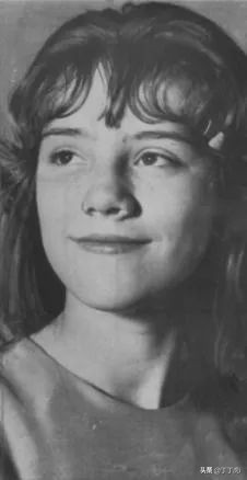 女儿寄养被虐待,小时候住亲戚家被虐待