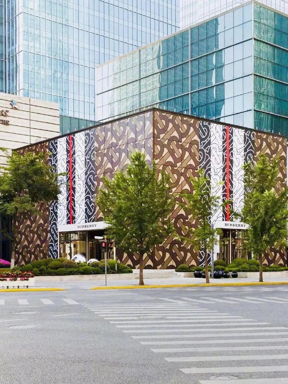 上海外滩十大奢侈品店,魔都奢侈品一条街