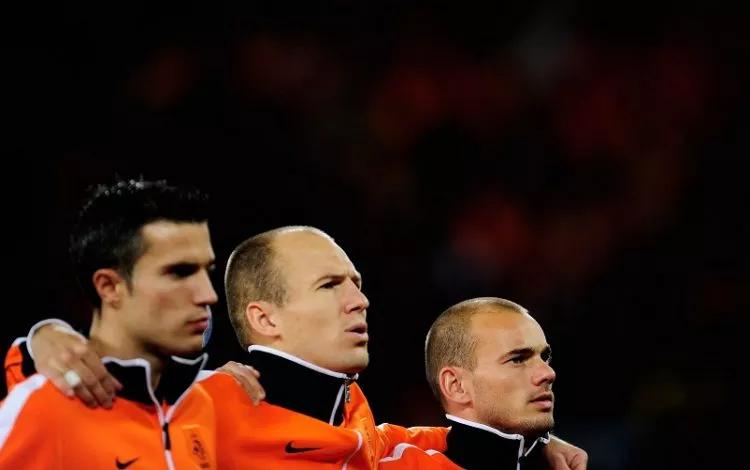 荷兰3剑客范佩西罗本斯内德,罗本斯内德范佩西