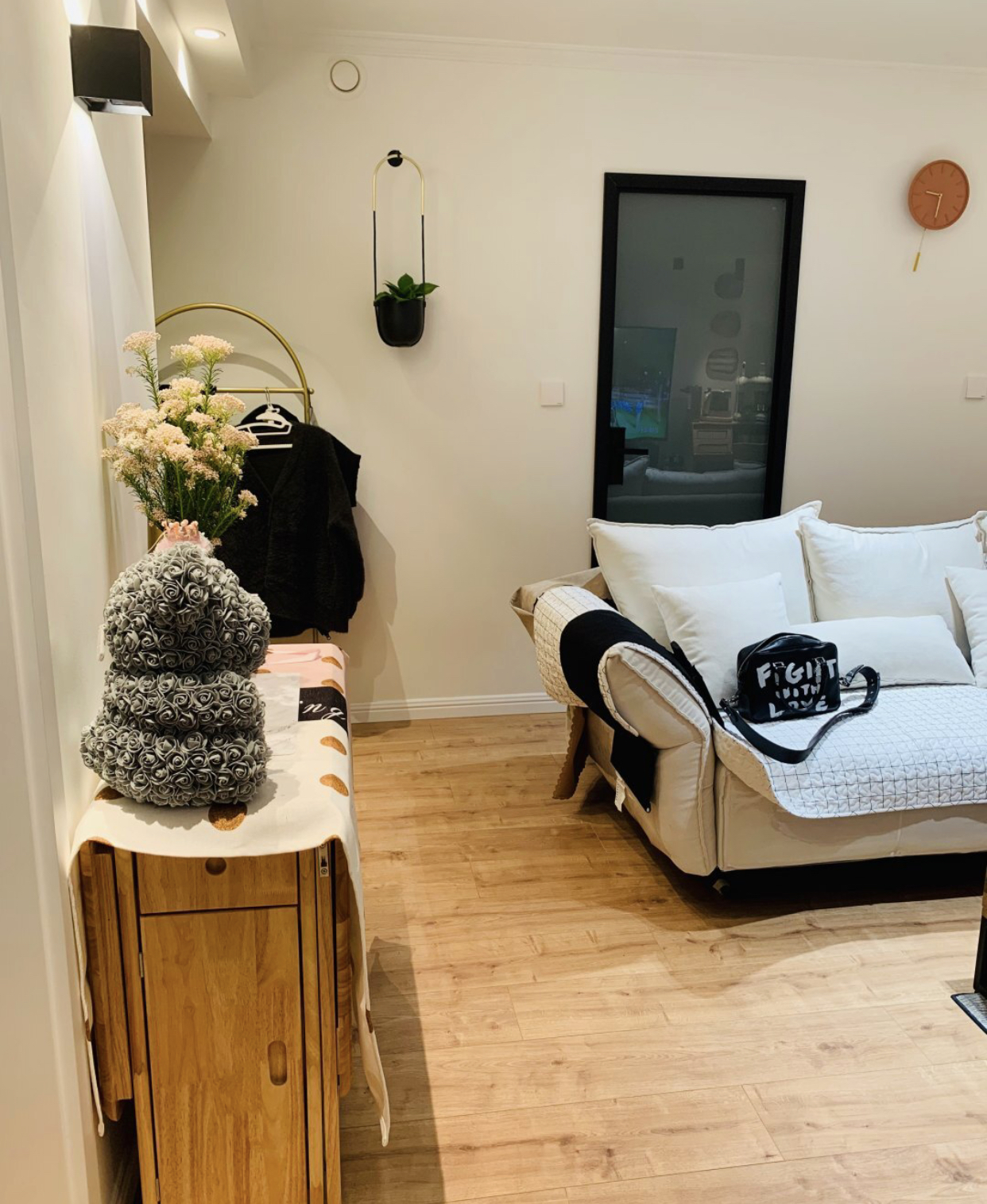 家里家外都收拾得井井有条,这是我见过最强收纳家具