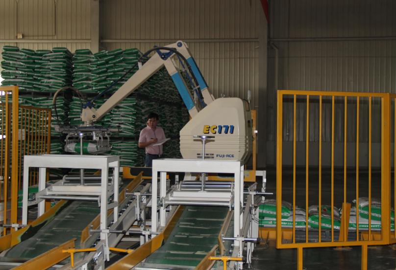 饲料工厂工资待遇,饲料行业工资标准是多少