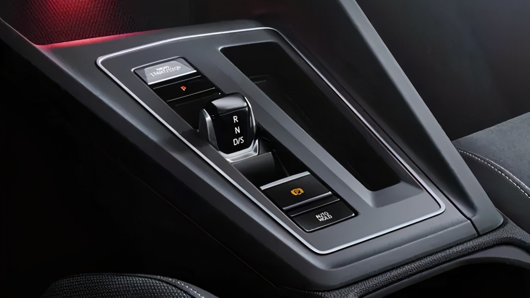 高速行驶怎么防止挂入l挡,高速行驶挂入n挡怎么办