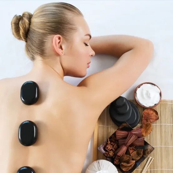 鏋佽嚧濂㈠崕spa,榄旈兘韬綋spa