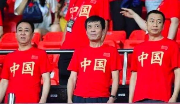 王健林怎么看待中国男足,中国男足成绩好不好