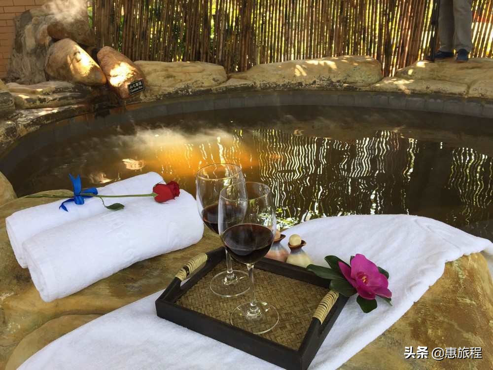 鍘﹂棬澶╂矏娓╂硥閰掑簵,鍘﹂棬澶╂矏娓╂硥鏅偣浠嬬粛